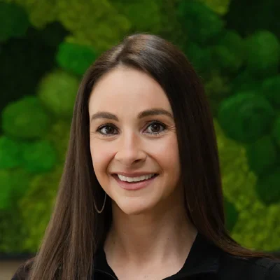 Dentist Media PA Tara Meet the Team